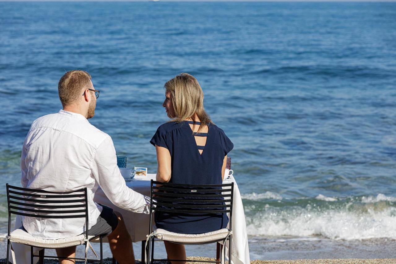 Thalasses Adelianos Kampos Ngoại thất bức ảnh
