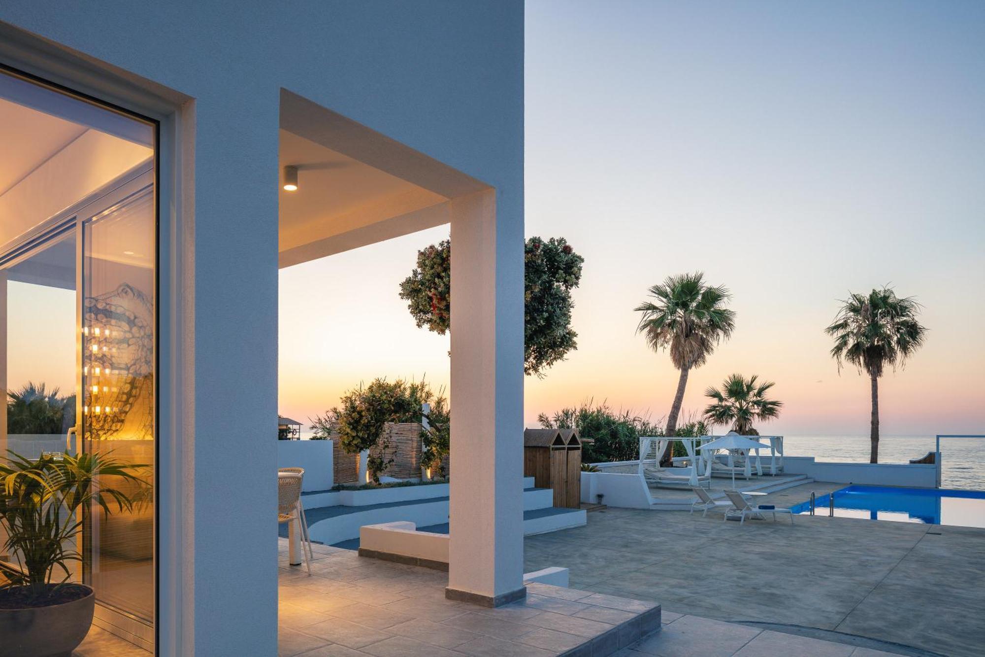 Thalasses Adelianos Kampos Ngoại thất bức ảnh
